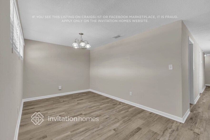 Building Photo - 4127 Glenview Rd