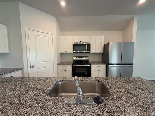Building Photo - 3637 Silver Maple Ln