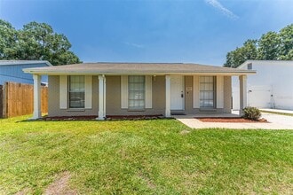 Building Photo - 16017 Woodpine Dr