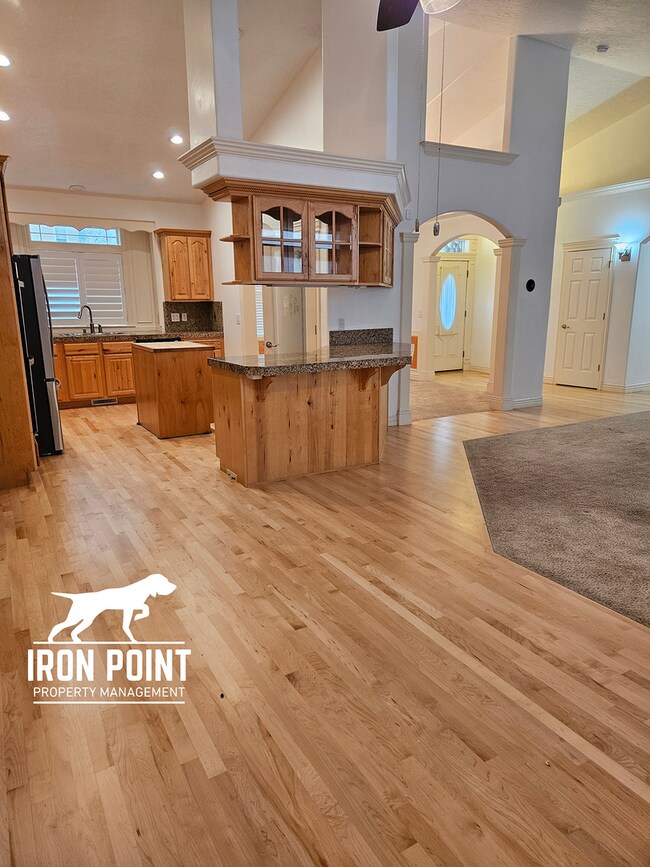 Building Photo - 3bed/2bath in sought after Nampa neighborhood w/3 car garage and large bonus room.