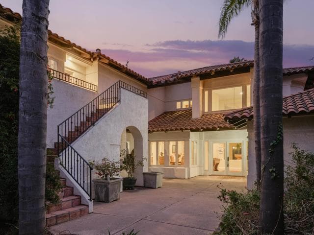 Building Photo - 20784 Fortuna Del Norte