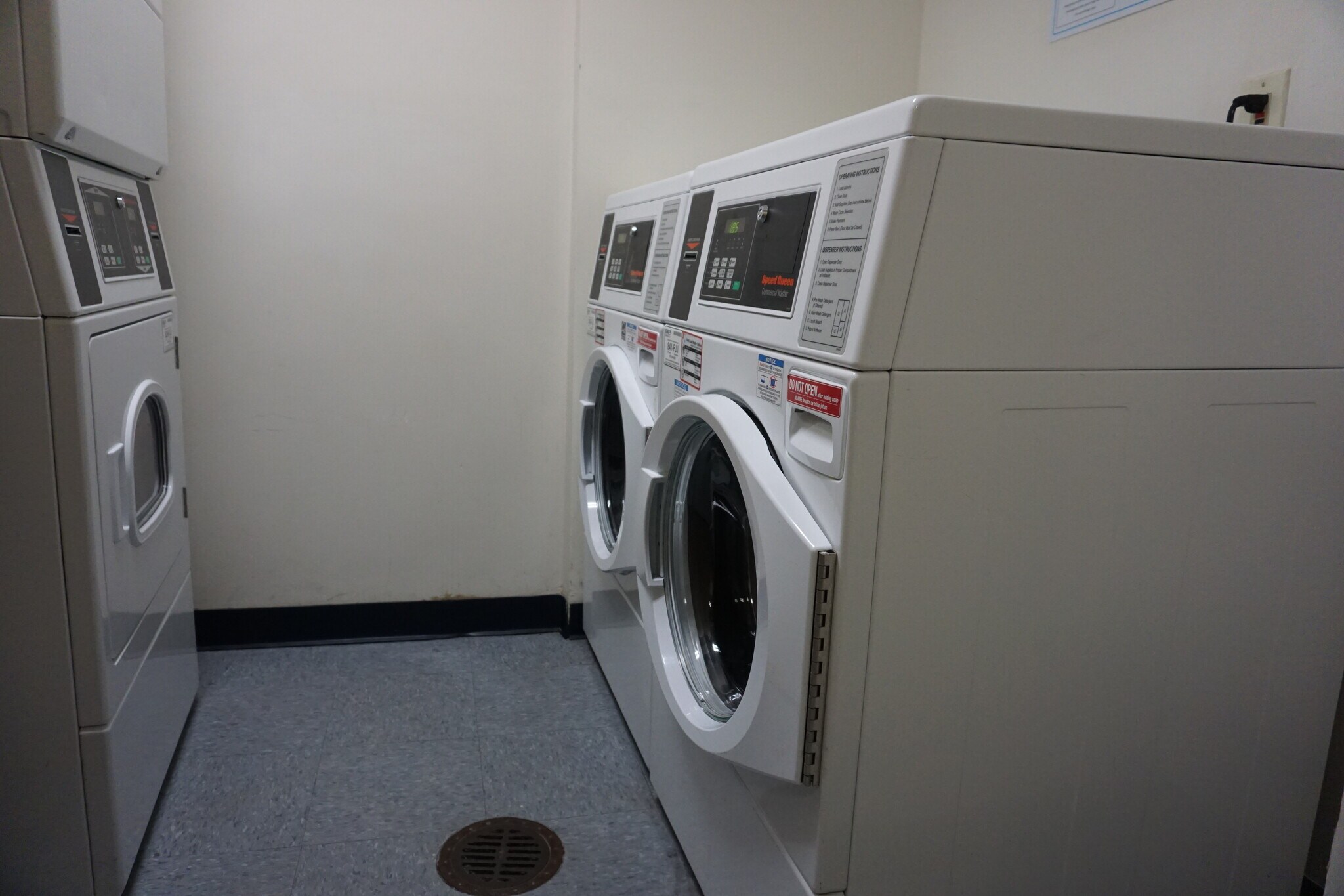 Building Photo - 4330 Hartwick road