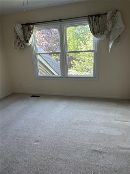 Building Photo - 10201 Hartwood Ct