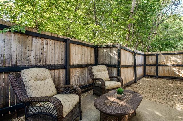 Building Photo - 5320 Columbia Ave