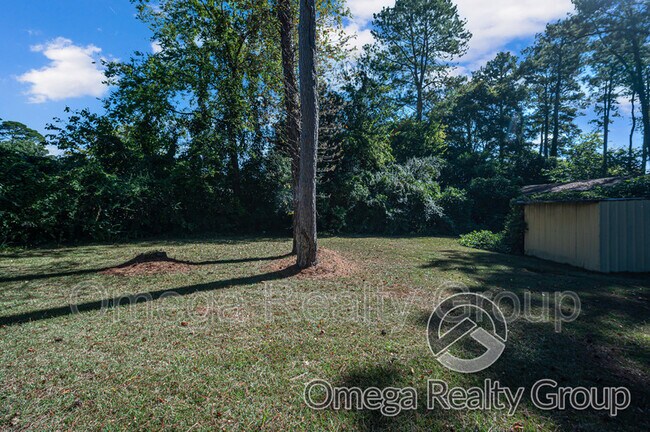 Building Photo - 3215 Walton Dr