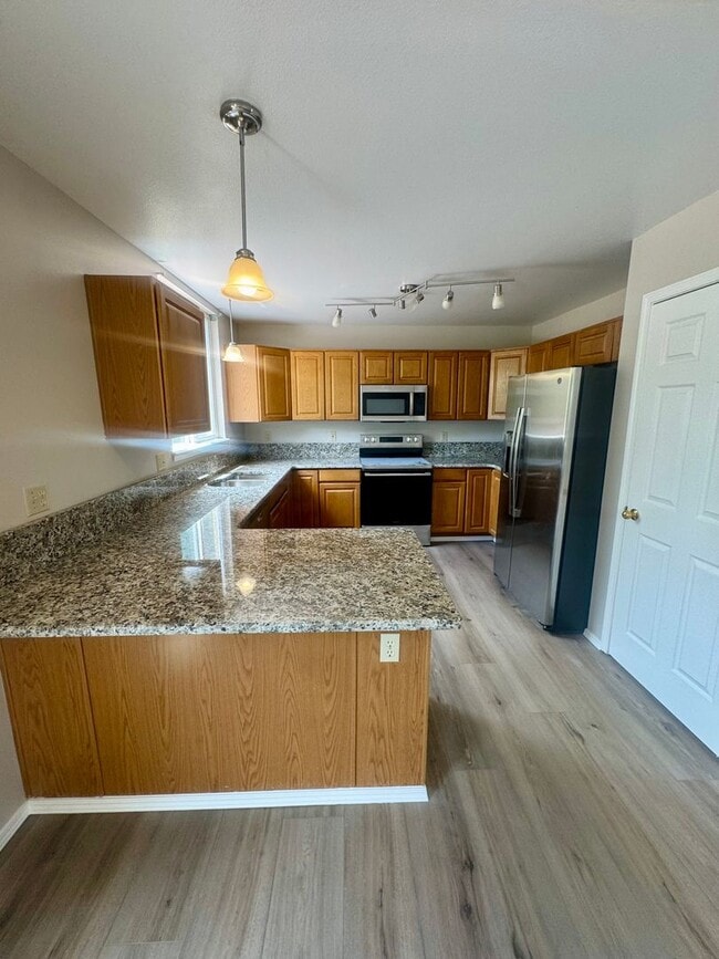 Building Photo - Updated Home in Peregrine