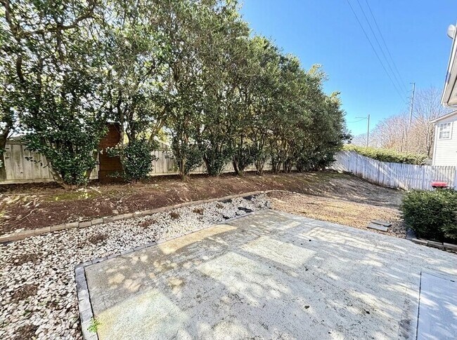 Building Photo - 2514 Camata Way