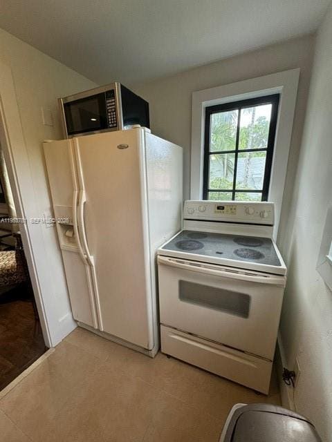 Building Photo - 1015 Genoa St