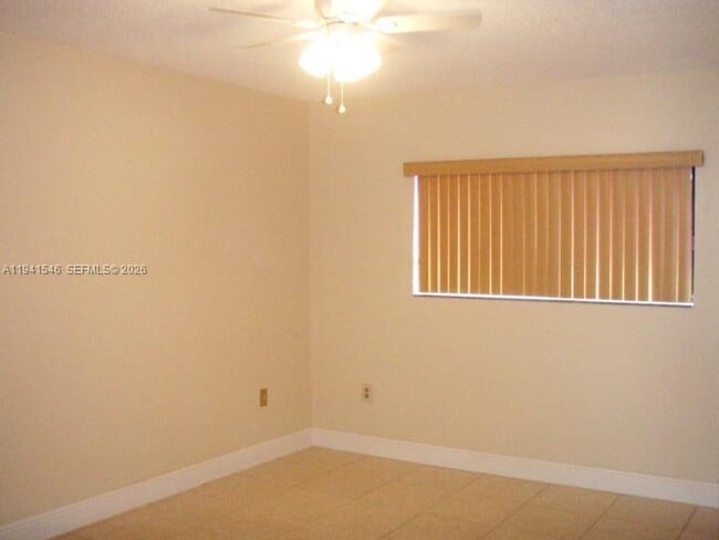 Building Photo - 5290 W 21st Ct