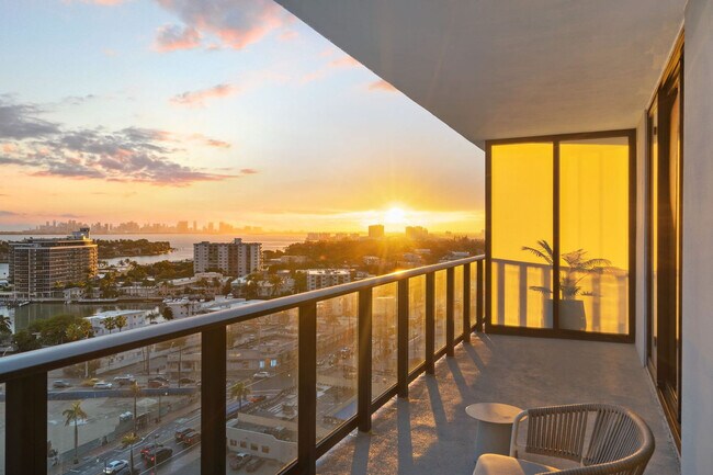 Building Photo - 7144 Byron Ave