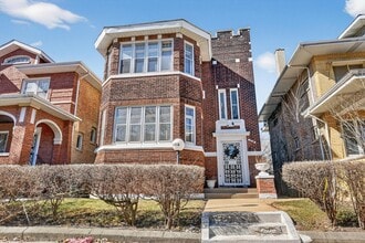 Building Photo - 8018 S Sangamon St