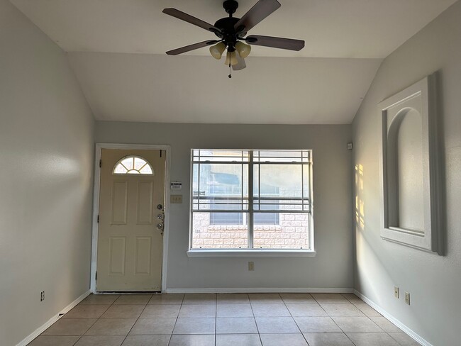 LIVING ROOM WITH BIG WINDOW - 2109 N Erica St