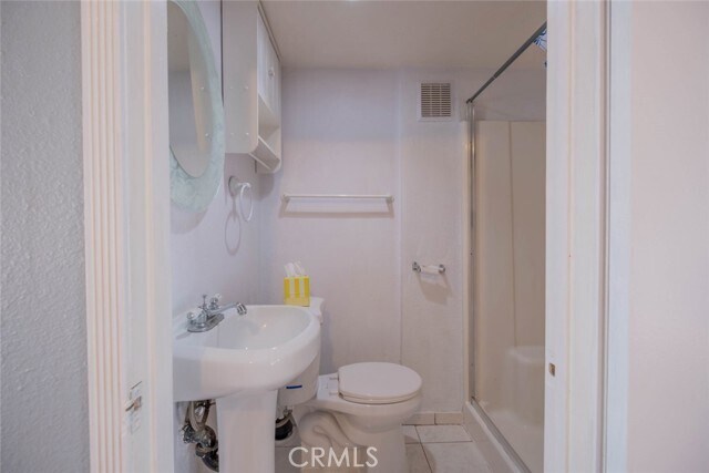 Building Photo - 28043 Woodstock Ave