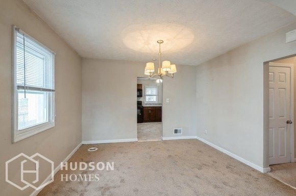 Building Photo - 304 W Van Buren Ave