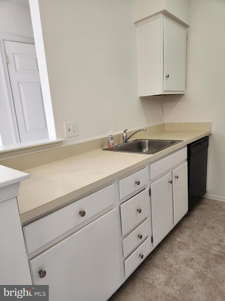 Building Photo - 103 Lucas Ln