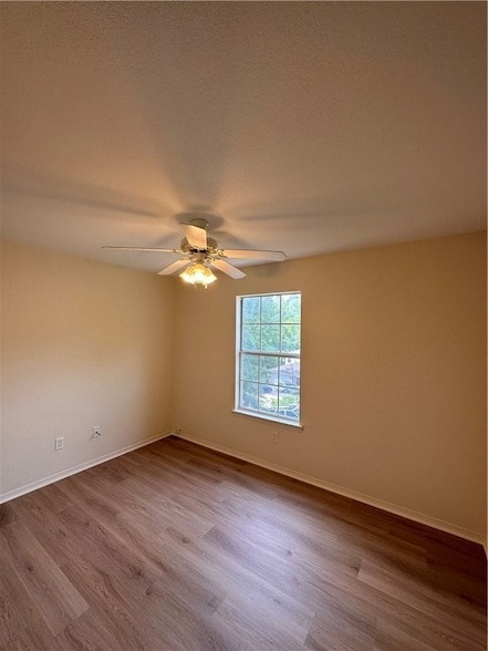 Building Photo - 2226 E Cinnamon Way