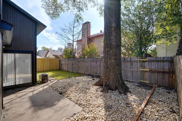 Building Photo - 760 Via Miramonte