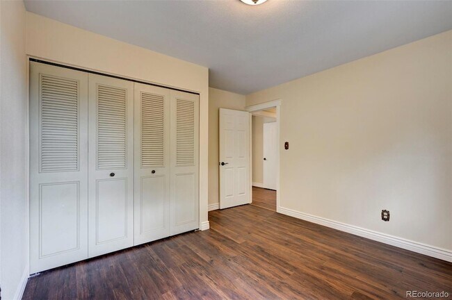 Building Photo - 5335 Picket Dr