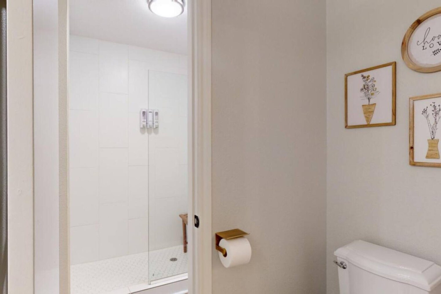 Building Photo - 512 Camp Ct