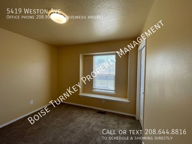 Building Photo - 5419 Weston Ave