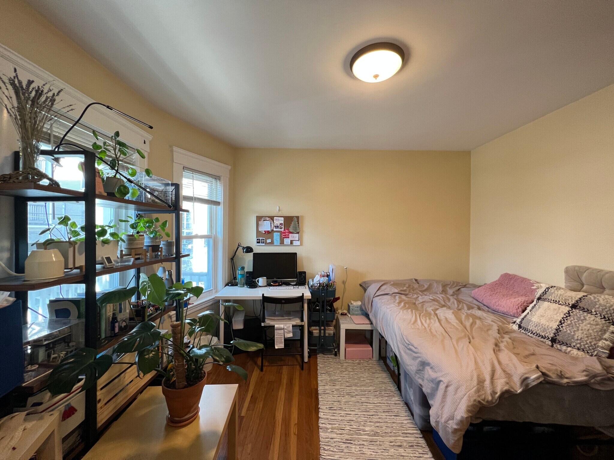 Building Photo - 16-18 Silvey Pl. Unit 1