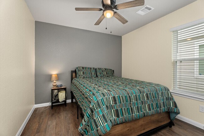 Building Photo - 2408 Bray Head Dr