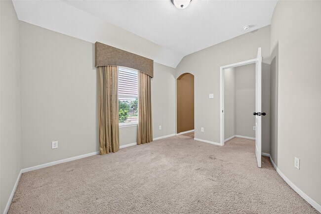 Building Photo - 9735 Lansing Meadows Dr