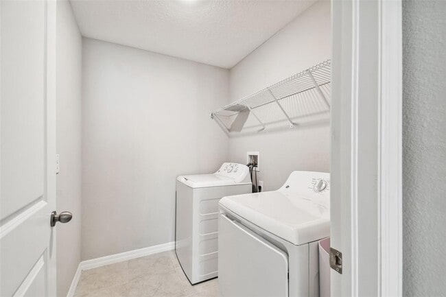 Building Photo - 7512 Samuel Ivy Dr