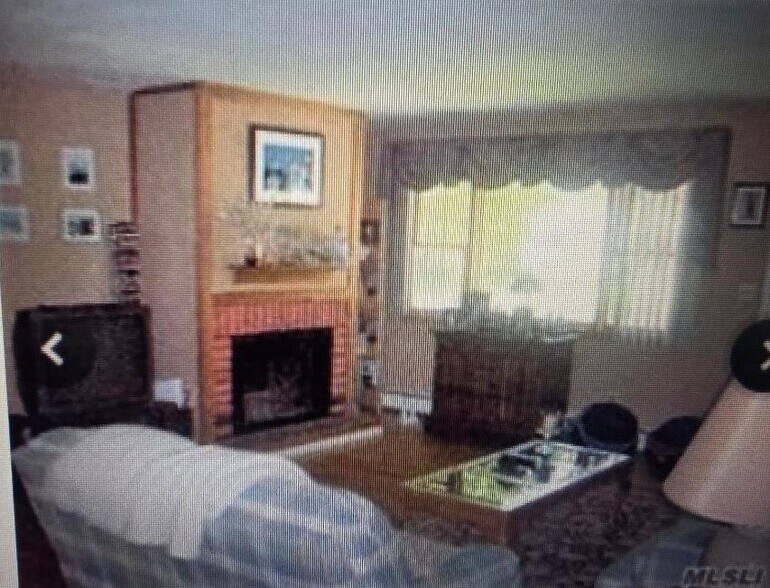 Building Photo - 139 Parkside Ave