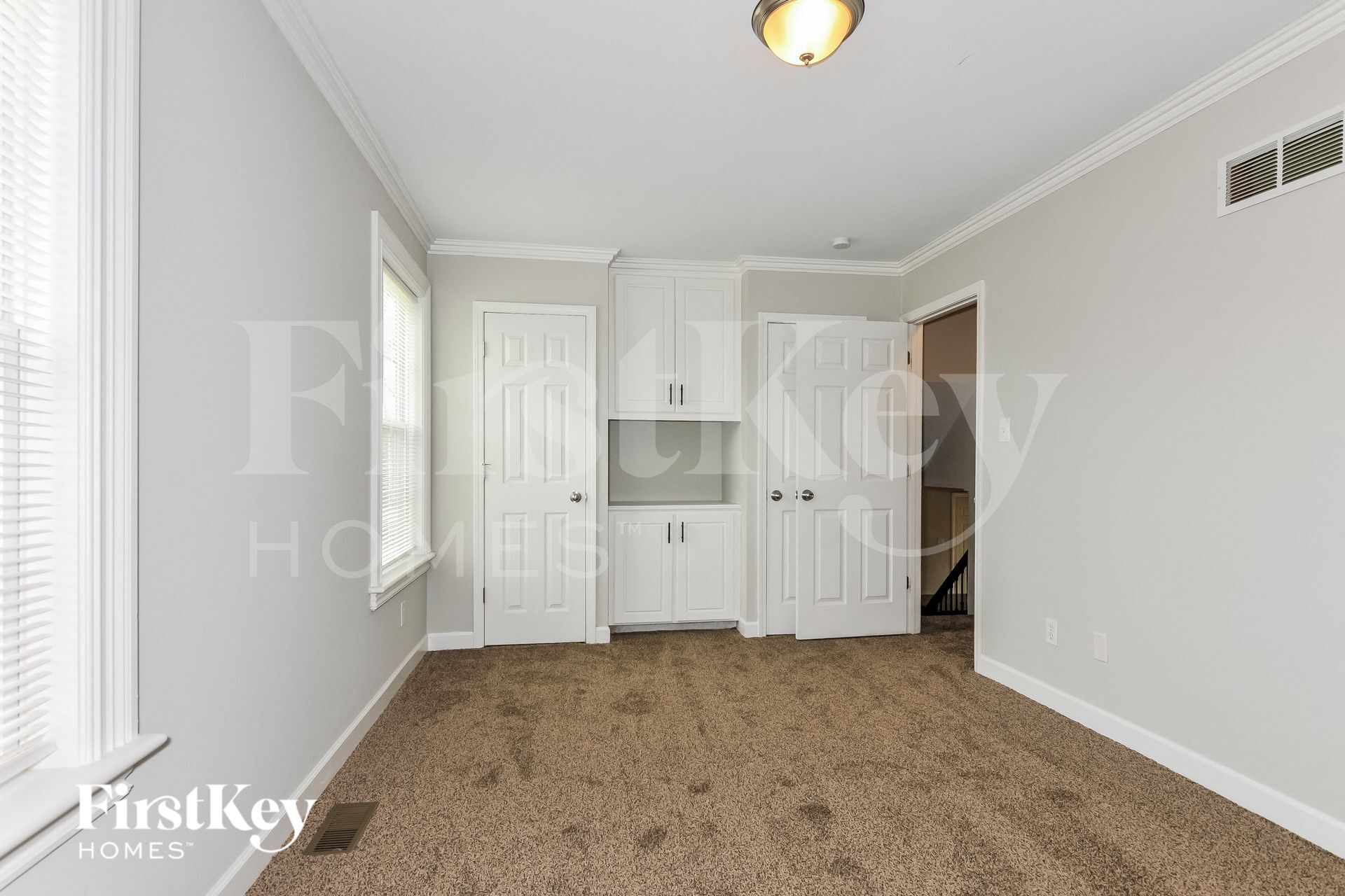 Building Photo - 94 Spanish Trail