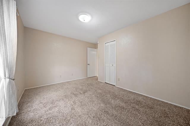 Building Photo - 3817 Yosemite Dr