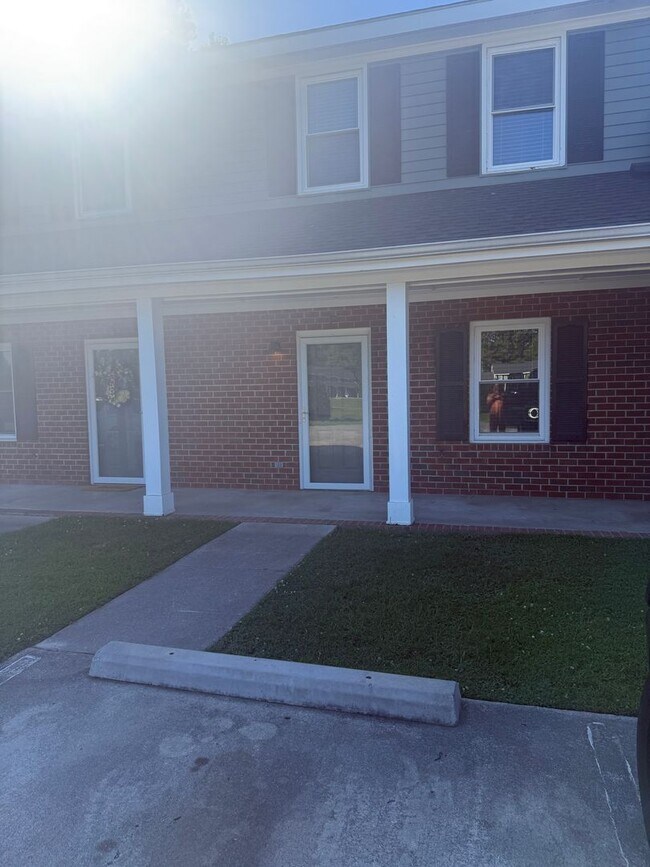 Primary Photo - 3811 Chase Rd NW