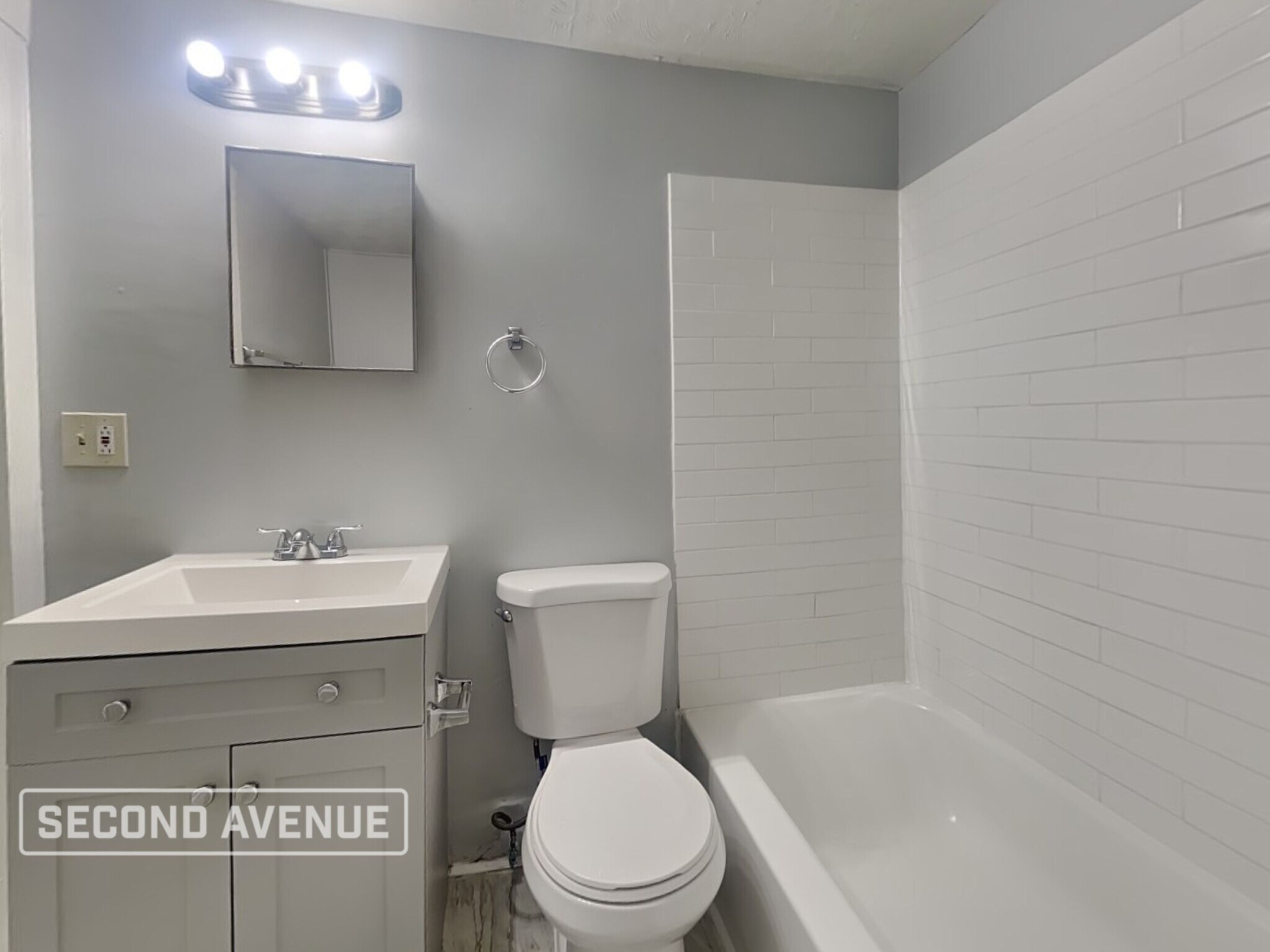 Building Photo - 5637 Dunmire Ave