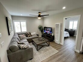 Building Photo - 2657 K St