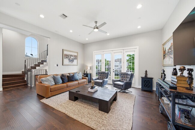 Building Photo - 4306 Center St