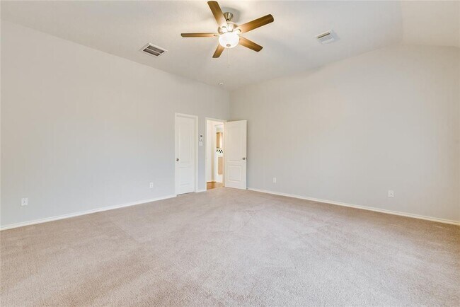 Building Photo - 3402 Pebble Beach Ln