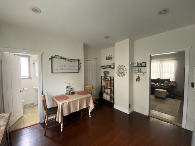 Building Photo - 1915 N 3rd Street