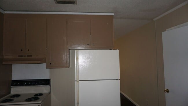 Building Photo - 3 Bedroom Home in Valdosta