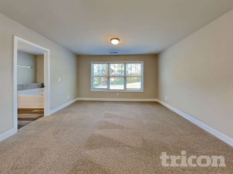 Building Photo - 10 Berkmar Way