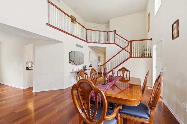 Building Photo - 2243 Sun Valley Dr