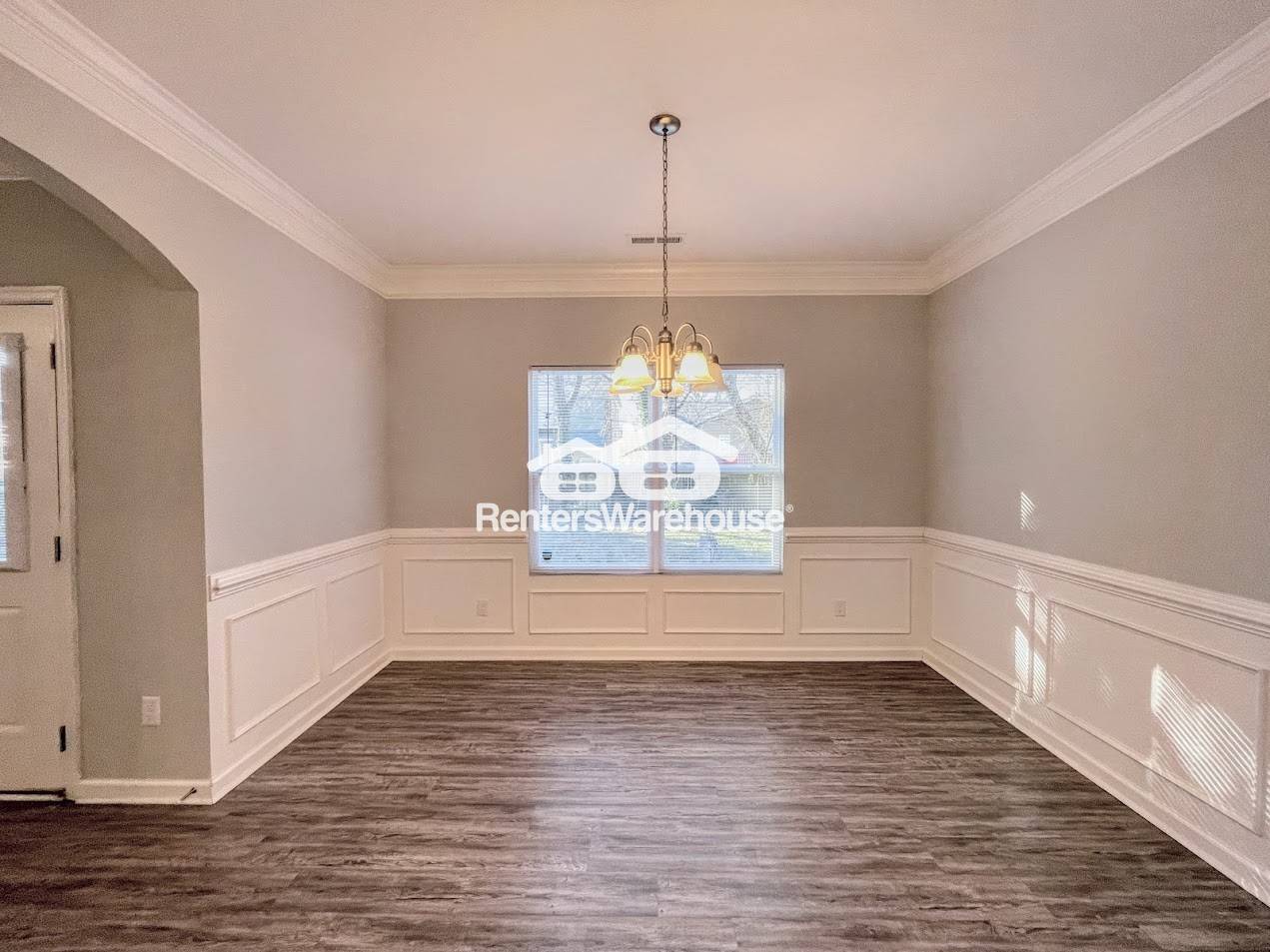 Building Photo - 609 W 29th St