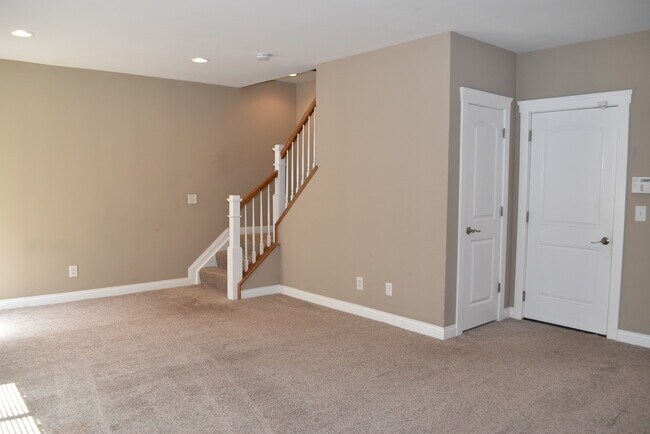 Building Photo - 2105 Herrick Ave