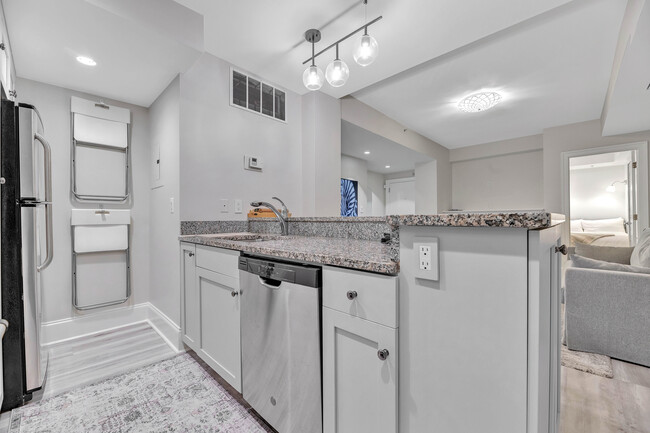 Primary Photo - Charming 2-Bedroom in the Heart of Dupont ...