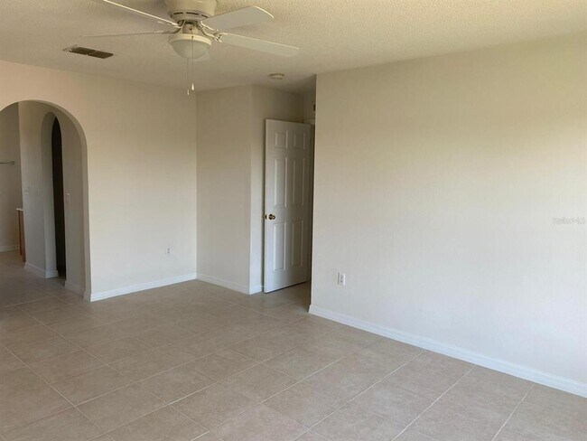 Building Photo - 217 Chadworth Dr