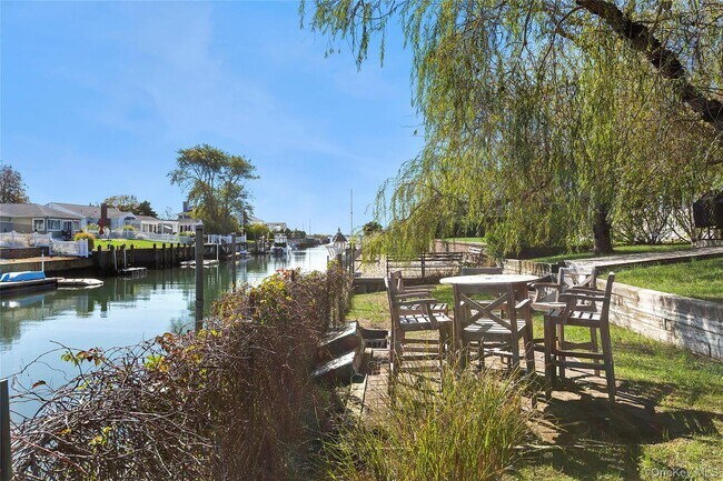 Building Photo - 23 Whiting Rd