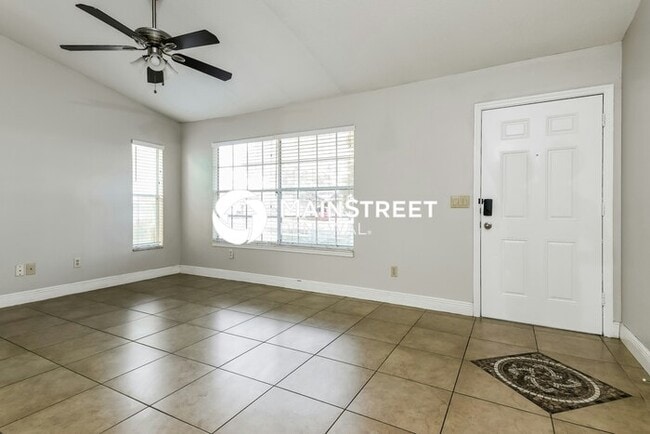 Building Photo - 3 Bedroom Pet-Friendly Home in Gotha, FL with Main Street Renewal