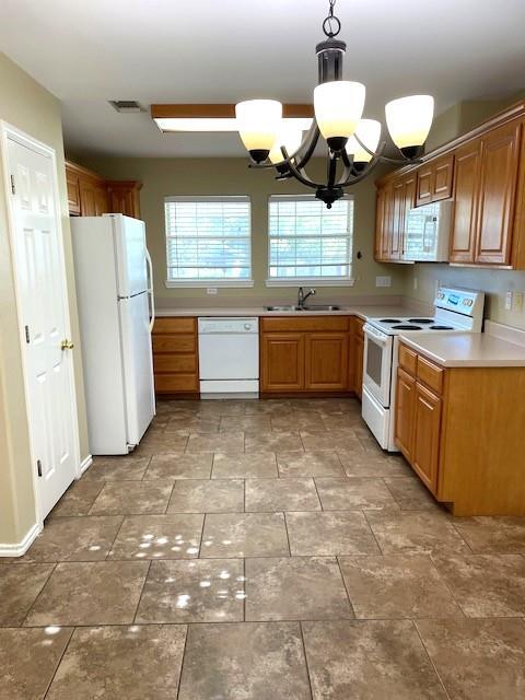 Building Photo - 208 Coronado Cir