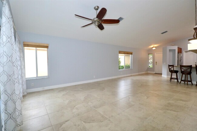 Building Photo - 1466 Mira Vista Cir