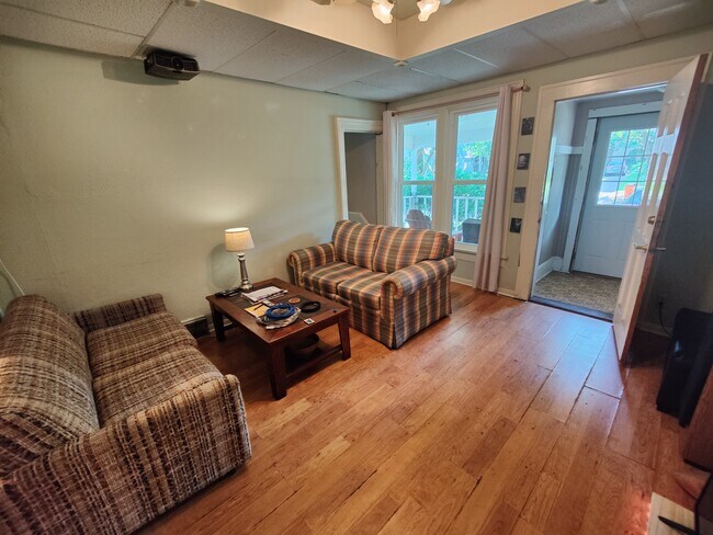 Family Room Front - 1009 2nd Ave