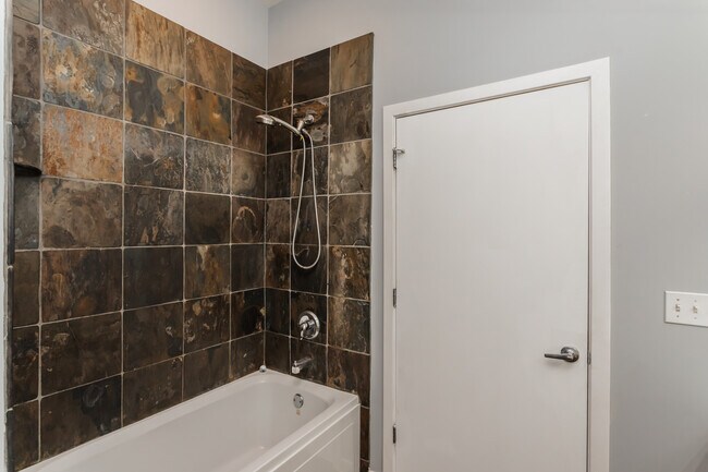 Building Photo - 4537 S Drexel Blvd
